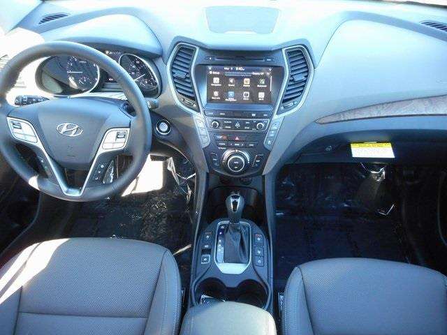 2017 Hyundai Santa Fe AWD Limited Ultimate 4dr SUV